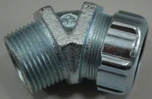 Thomas & Betts 2217 1" Strain Relief Cord Connector 45 Deg Angle - Lot of 5 - Picture 1 of 5