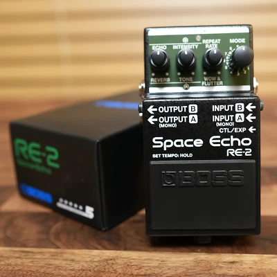 Pedal de efeitos de guitarra BOSS RE-2 Space Echo - Imagem 1 de 4