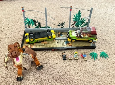 LEGO Jurassic Park: T. rex Breakout Set 76956 W/ Instructions & Minifigures - Image 1 of 4