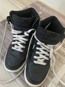 Nike Schuh Kds Größe 4Y - GEBRAUCHT - Bild 1 von 8