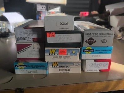 Lot of 10 New Vintage HO Scale Walthers/Athearn/Mckean/LBF/Intermountain Cars - Image 1 of 4