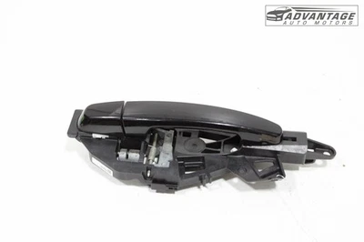 2019-2022 CHEVROLET MALIBU ЗАДНЯЯ ПРАВАЯ БОКОВАЯ НАРУЖНАЯ ДВЕРНАЯ РУЧКА С ОСНОВАНИЕМ OEM - Изображение 1 из 4