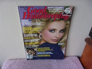 GOOD HOUSEKEEPING VINTAGE MAGAZINES.. SHOW AND TELL HAIRDOS.-AUGUST , 1982 - Picture 1 of 4
