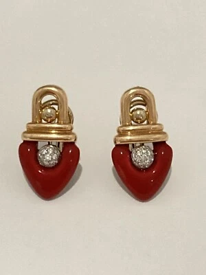 Серьги NYJEWEL La Nouvelle Bague 18 карат с красной эмалью и бриллиантами и омегой - Изображение 1 из 4