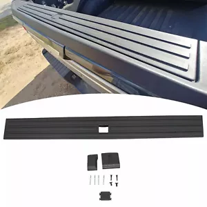 Cubierta flexible de moldeo escalonado para portón trasero 15-20 Ford F150 con botón de liberación - Imagen 1 de 17