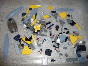 Lego 7256 Anakin’s Starfighter & Vulture Droid Set - near complete, nice! - Picture 1 of 5