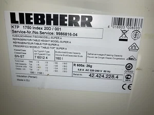 Liebherr Kühlschrank, Ersatzteile. Schubfächer, Glasplatten, Türfach - Bild 1 von 10