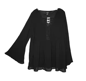 Torrid Criss Cross V-Neck Babydoll Top Womens 2 Black Bell Sleeve Lace Goth NWT - Picture 1 of 14