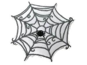 Aplique de parche bordado de tela de araña blanco con tela de araña negra de 2,5 pulgadas - Imagen 1 de 1