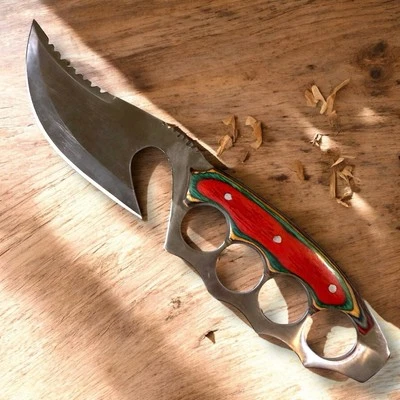 Cuchillo dentado de acero inoxidable Pakistán mango de madera multicolor rojo verde tostado Foto 1 de 4