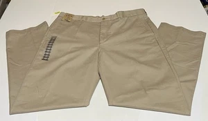 Roundtree & Yorke Soft Wash Chino Pants Men’s Size 42x34 NWT Flex Waistband - Picture 1 of 10