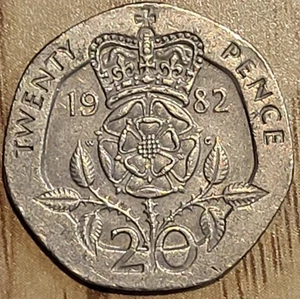 1982  Great Britain  20 Pence Coin    N148 - Picture 1 of 2