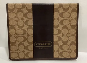 Coach iPad Hülle Signature Logo beschichtete Leinwand 10"" x 8"" hellbraun - Bild 1 von 8