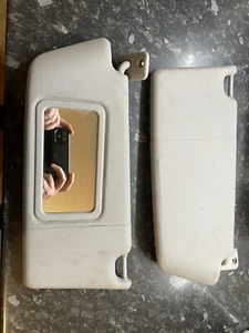 VAUXHALL ASTRA H Mk5 SUNVISORS PAIR SUN VISORS DRIVER PASSENGER MKE023 - Picture 1 of 17