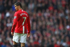Cristiano Ronaldo - Fußball - Football - Ziege - MVP - 4x6 Hochglanz Foto - Bild 1 von 4