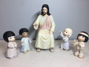 Precious Moments He Shall Lead The Children Into The 21st Century, #127930 1999 - Picture 1 of 5