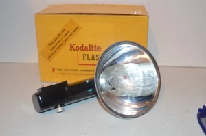 Flasholder vintage Kodalite Kodalite n. 177F in scatola originale per Brownie Hawveye - Foto 1 di 3