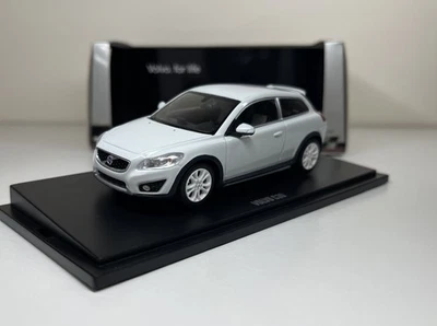 Motorart 1:43 Volvo C30 Facelift 2009 Ice White Rare Model Car in Dealer Box — 第 1/4 张图片