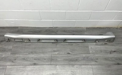 FALDA LATERAL IZQUIERDA PASAJERO ORIGINAL LEXUS IS220D XE20 N/S EN PLATA 1G1 2006-2013 Foto 1 de 4