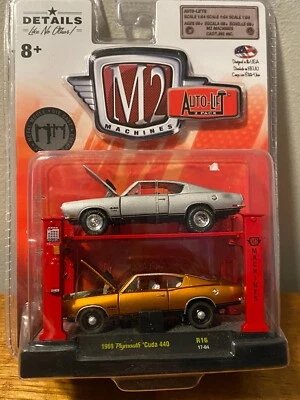 M2 Machines Auto-Lifts 2-1969 Plymouth "Cuda 440 R16 with a Red Metal Lift - Image 1 of 4