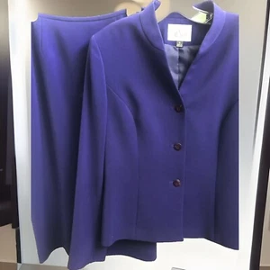 Le Suit Women's 2-Piece Purple Suit Blazer Skirt Polyester Long Sleeve Size 10 - Imagen 1 de 8