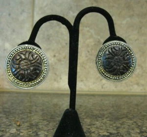 Vntg Clip Earrings Carved w/ Pewter Tone Border / Looks Lk Wood, Sounds Lk Glass - Picture 1 of 5