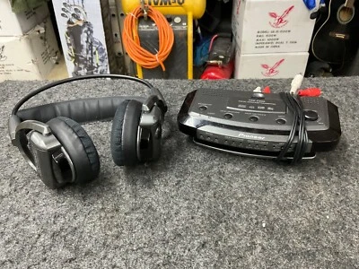 Transmisor inalámbrico digital Pioneer TRE-D800 y auriculares SE-DHP800 Foto 1 de 4