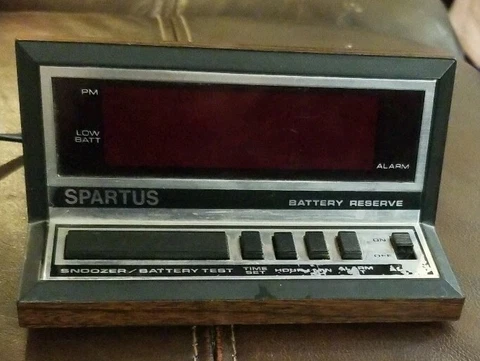 Vintage Spartus 1140 Electric Alarm Clock Red LCD - Tested/Working Cover
