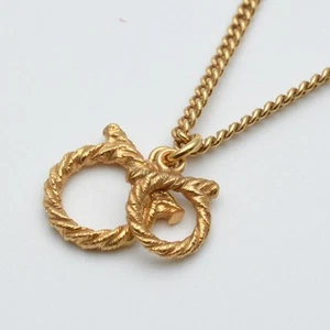 Collana donna con ciondolo Ferragamo Gancini catena oro giallo 15 pollici usata - Foto 1 di 5