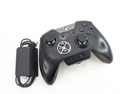 Razer Wolverine Ultimate Wired Controller for Xbox One Series X|S - Image 1 of 3