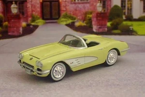 1st Gen 1953–1962 Chevrolet C1 Corvette 283ci V8 Roadster 1/64 Scale Ltd Edit R - Picture 1 of 5