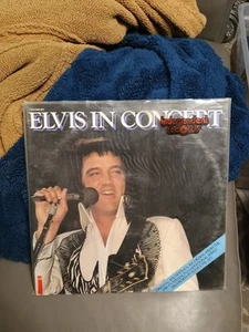 ELVIS IN CONCERT ~ 1977 ORIGINAL ~ (2)LP Gatefold Set ~ RCA APL 2-Album-Vinyl- - Picture 1 of 5