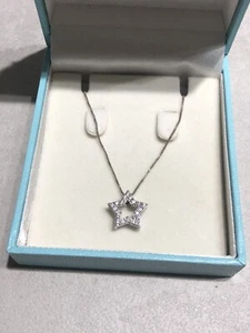 Designer QVC Diamonique Sterling silver 925 Clear Stone Star pendant necklace - Picture 1 of 7