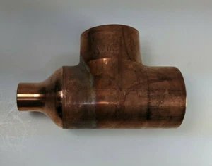 Mueller WROT Copper Reducing Tee 2-1/2" x 1" x 2-1/2" CxCxC - Picture 1 of 2