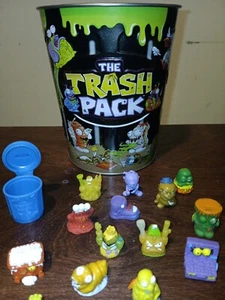 Lot of 18 Moose Trash Pack Trashies Gang Figures & Garbage Can - Picture 1 of 5