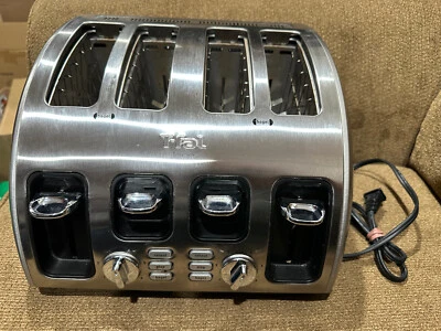 T-fAL AVANTE DELUXE 4-SLICE WIDE SLOT TOASTER Black/Chrome stainless Model t24-b - Image 1 of 4