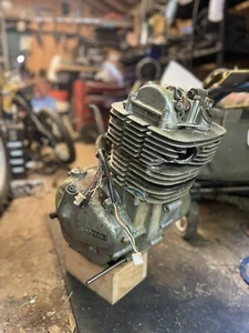 80,81 suzuki gn 400 engine Engine Runs Strong- High Compression. Single Pipe. - Picture 1 of 3