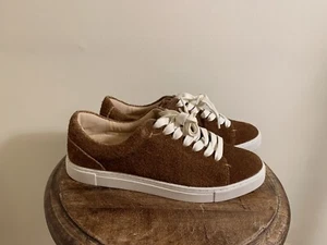 Scarpe sneakers donna Frye stringate scamosciate marroni nuove senza scatola taglia 8,5 - Foto 1 di 4