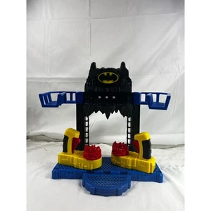 Batman Battle Cave Batcave 2016 Mattel DC Comics 12x12 Battle Cave solamente - Imagen 1 de 23