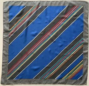 C2 A grau und blau gestreiftes Design 31 Zoll quadratischer Vintage Schal