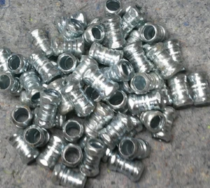 60 3/4" EMT Compression Coupling Zinc Plated - Picture 1 of 1