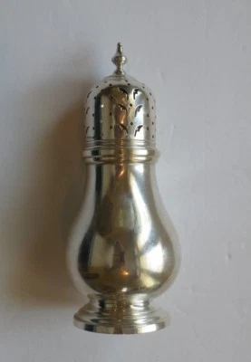 Muffineer de ricino coctelera de azúcar Watson de plata esterlina, c 1910 Foto 1 de 4