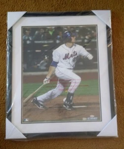 Steiner Ike Davis 1st Home Run Vertical 16x20 Photo (MLB Auth) Framed and Matted - Picture 1 of 3