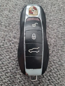 USED PORSCHE 3 BUTTON CAR KEY FOB IN WORKING ORDER (REF 584) - Picture 1 of 5