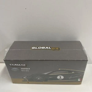 Tarmac Works Pagani Huayra R Nero Oro Global64 1/64 *SELLADO* - Imagen 1 de 3
