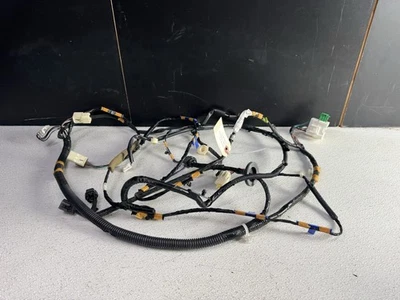 Arnés de cables para maletero trasero Mazda Miata 1999-2000 OEM NC10 67 050 Foto 1 de 4