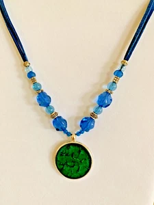 Collar de cuentas azul verde con colgante NUEVO ENVÍO GRATUITO - Imagen 1 de 4