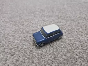 1/72 CARARAMA CLASSIC - BLUE + WHITE ROOF MINI COOPER DIECAST MODEL CAR - Picture 1 of 2