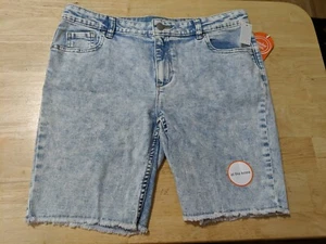New Girls Size 5 Denim Bermuda Shorts By Wonder Nation - Picture 1 of 2