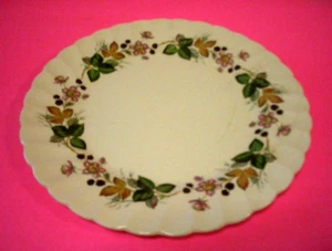 VINTAGE HEDGEROW MYOTT OLD CHELSEA DINNER PLATE 10" STAFFORDSHIRE ENGLAND - Picture 1 of 5